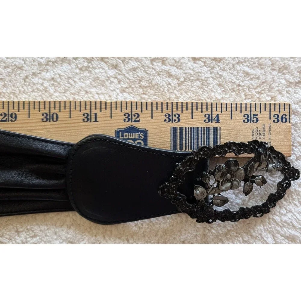 Unbranded vintage wide